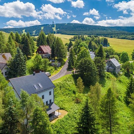 Klínovec 129 Apartamento Loučná pod Klínovcem Exterior foto