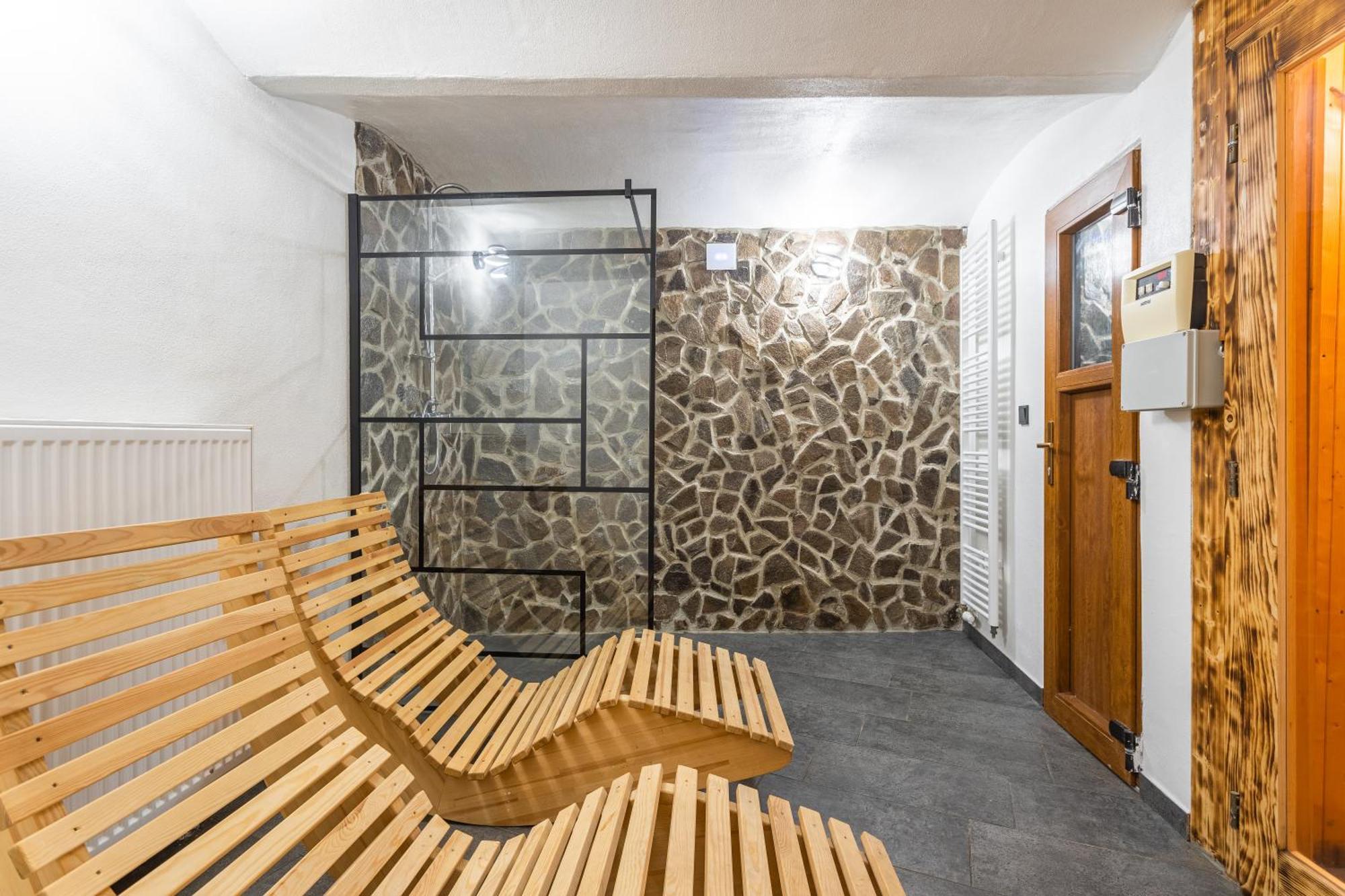 Klínovec 129 Apartamento Loučná pod Klínovcem Exterior foto
